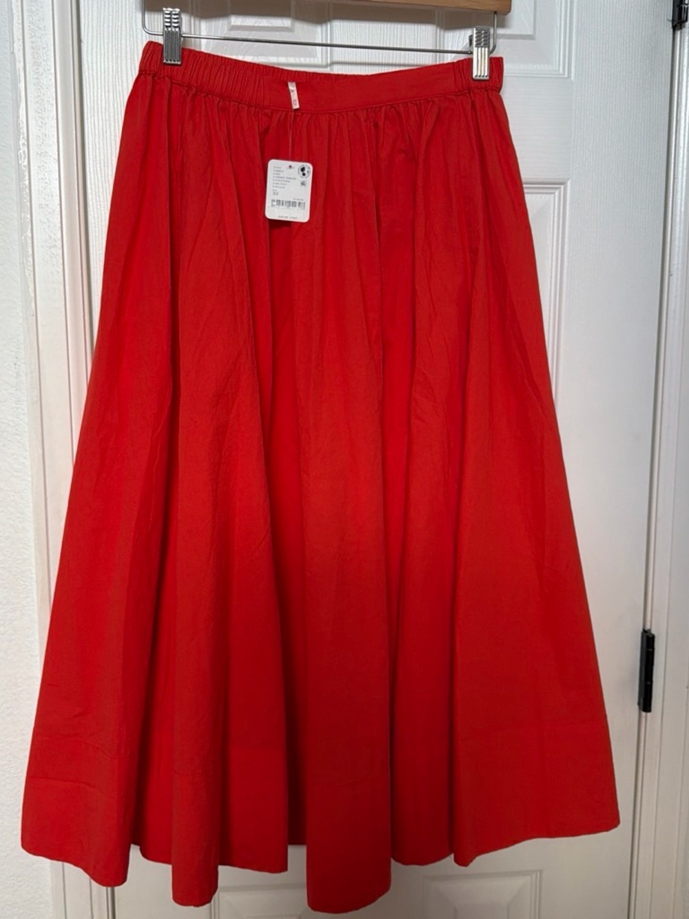 Free people new with tags Red Full Midi Skirt - Classic Gathered Waist xs